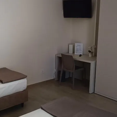 Stefania Nocleg ze śniadaniem 3*